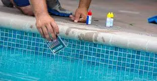 pH test - FloridaDetail.Com Pool inspection in Port Charlotte