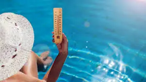 Pool thermometer - FloridaDetail.Com Pool thermometer in Florida pool